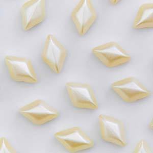 GemDuo 2-Hole Diamond Shaped Bead, Pastel Light Cream, GD25110, 7.5 grams