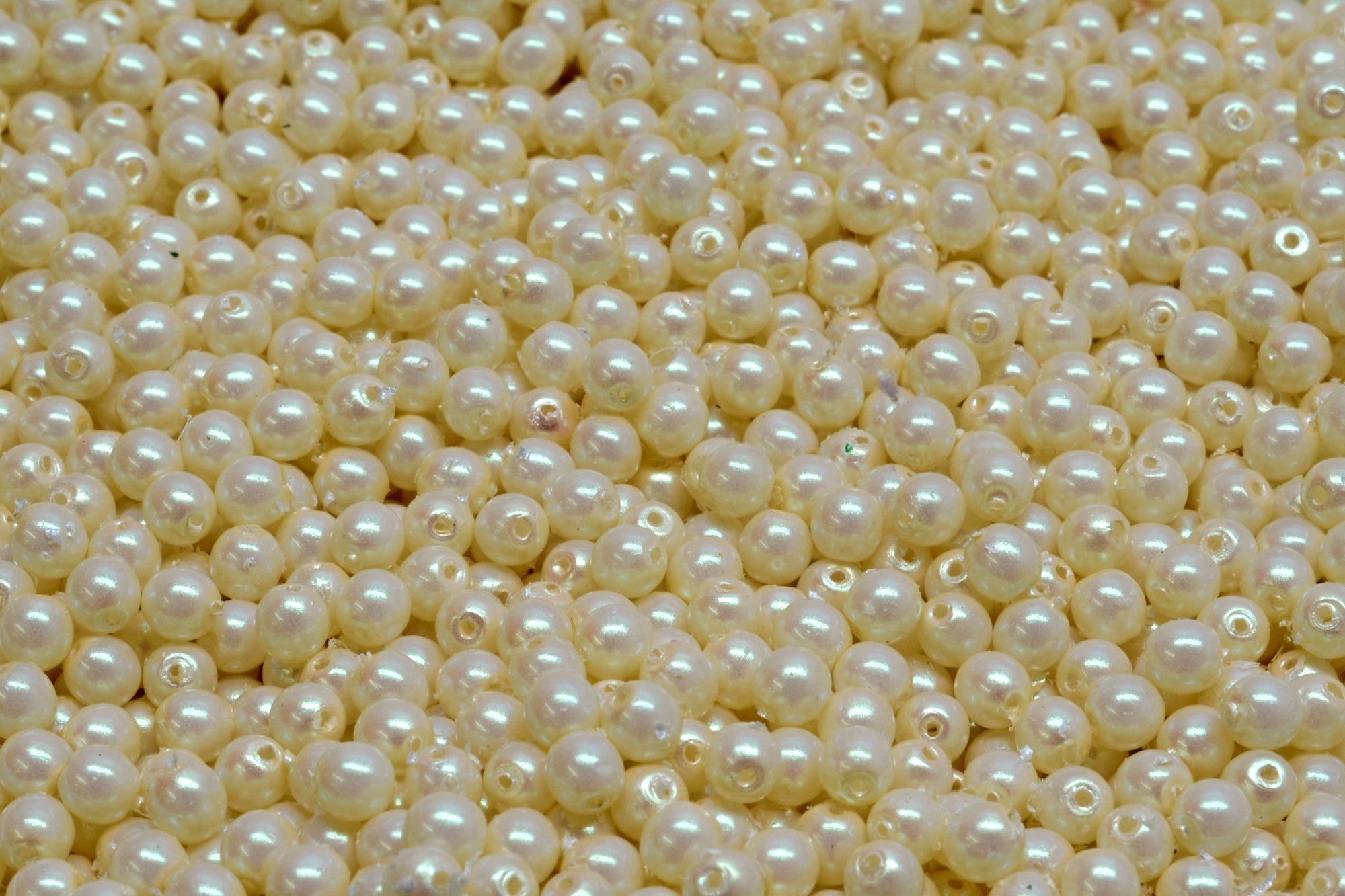 3mm Czech Round Druk Bead, Alabaster Pearlescent Cream, 50 pieces