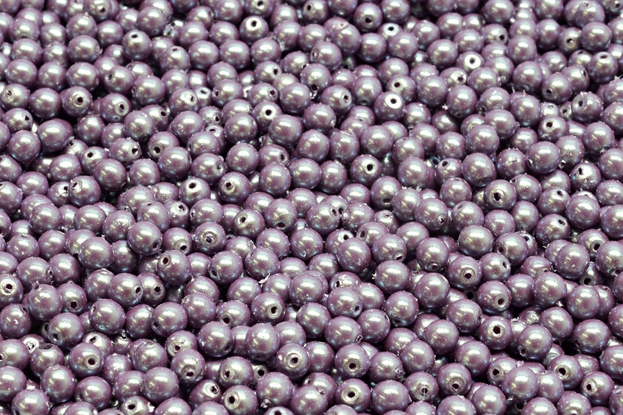 3mm Czech Round Druk Bead, Alabaster Pearlescent Violet, 50 pieces