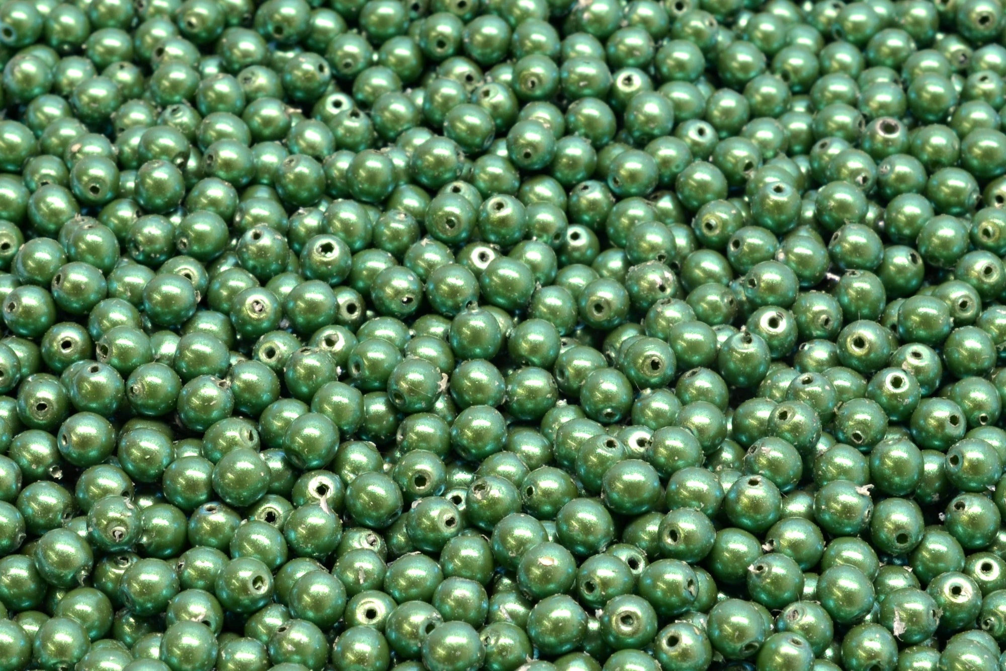 3mm Czech Round Druk Bead, Alabaster Pearlescent Green, 50 pieces
