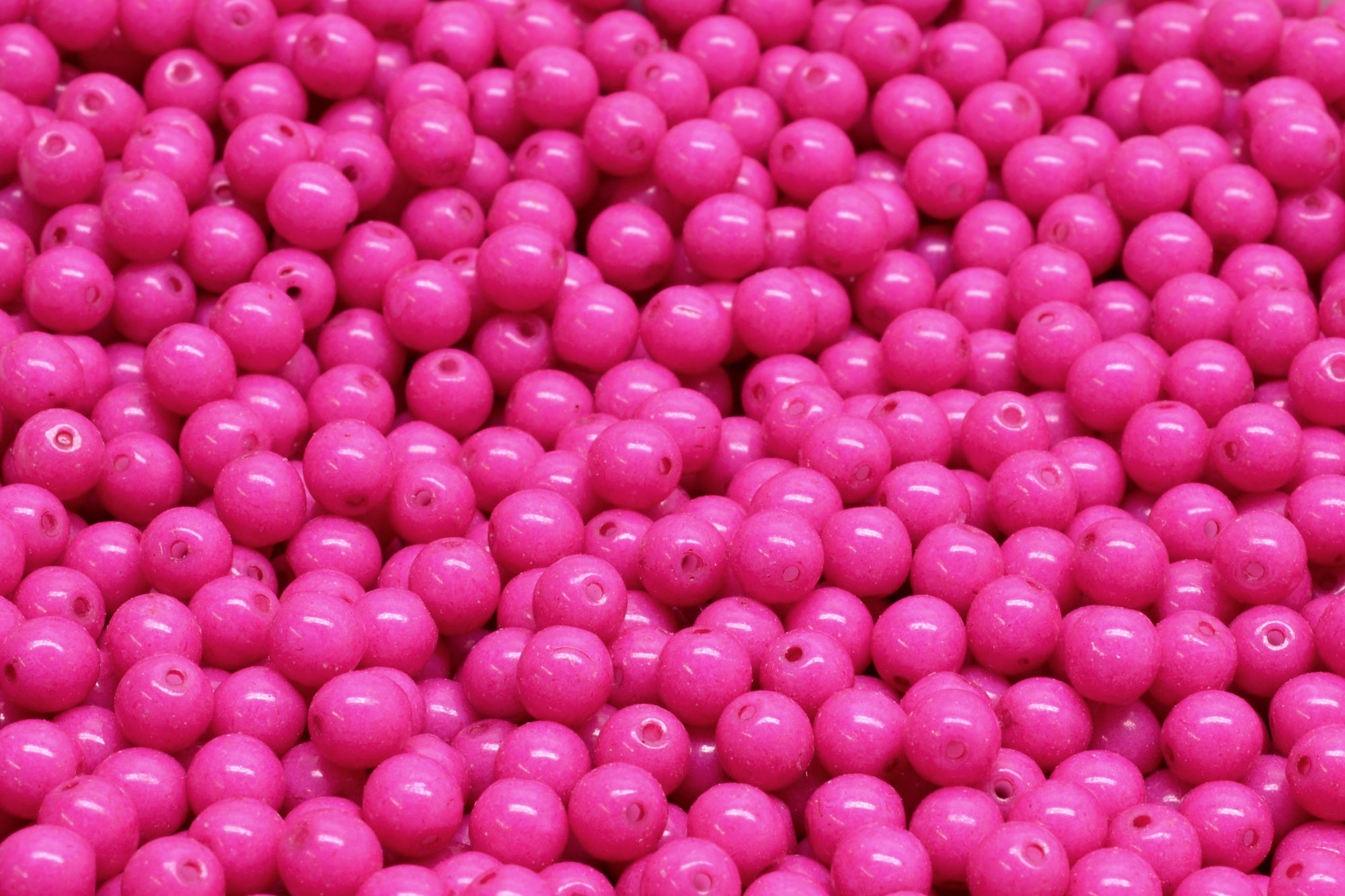 4mm Czech Round Druk Bead, Terra Intensive Pink, 50 pieces