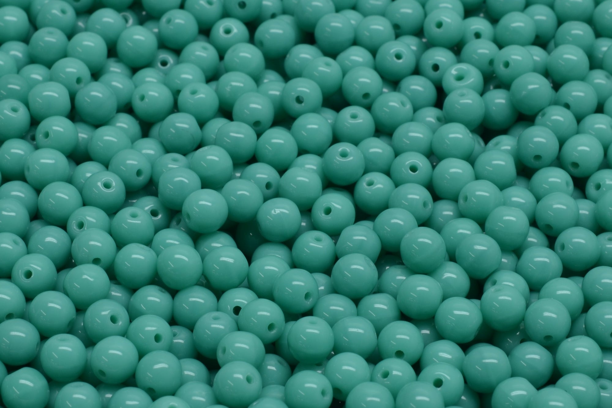 4mm Czech Round Druk Bead, Turquoise Green, 50 pieces