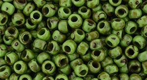 Toho Size 8 Round, Opaque Mint Green Picasso, #Y321, 17 grams