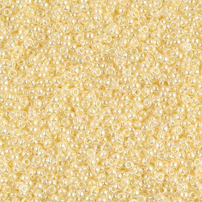 Miyuki 15/0 Round Seed Bead, 15-527, Butter Cream Ceylon