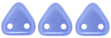 CzechMates Two Hole Triangle, Pearl Coat Baby Blue